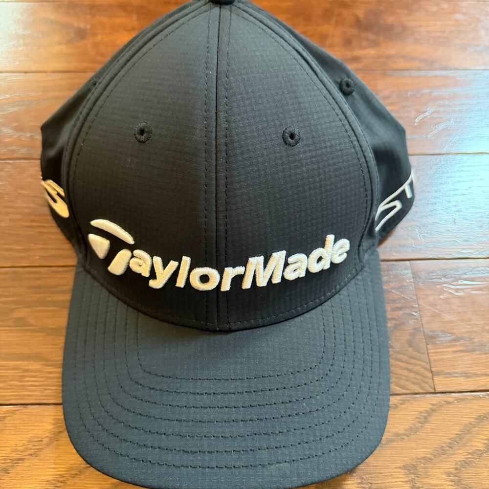 TaylorMade Golf Hat Men’s One Size NWOT